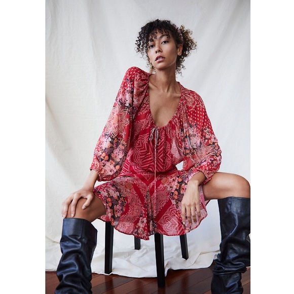 Free People Open Back Puff Sleeve Printed Ruffle Mini Dress NWT Small Red - Picture 3 of 3